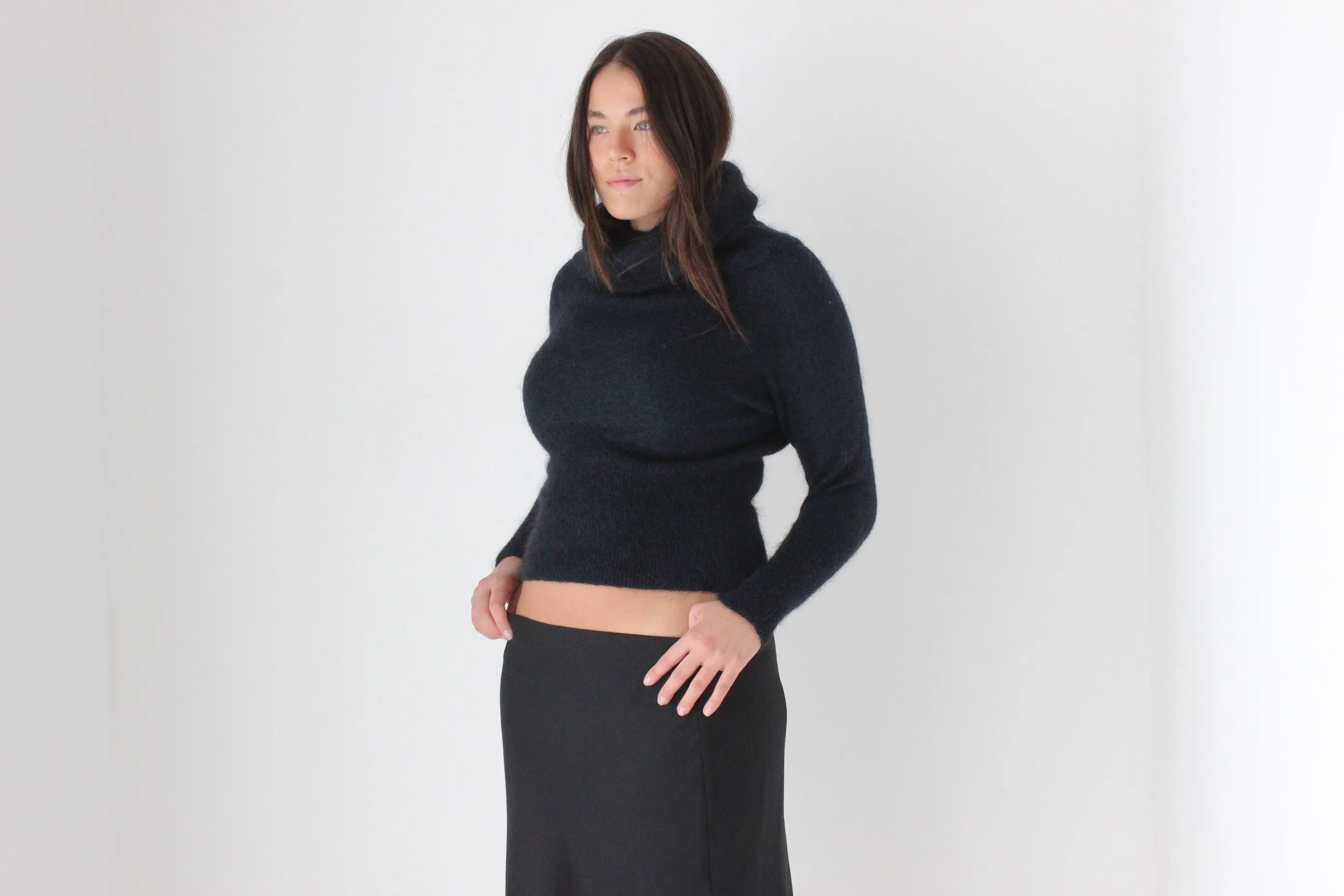 Gorgeous 90s Mohair & Wool Knit Navy Sweater