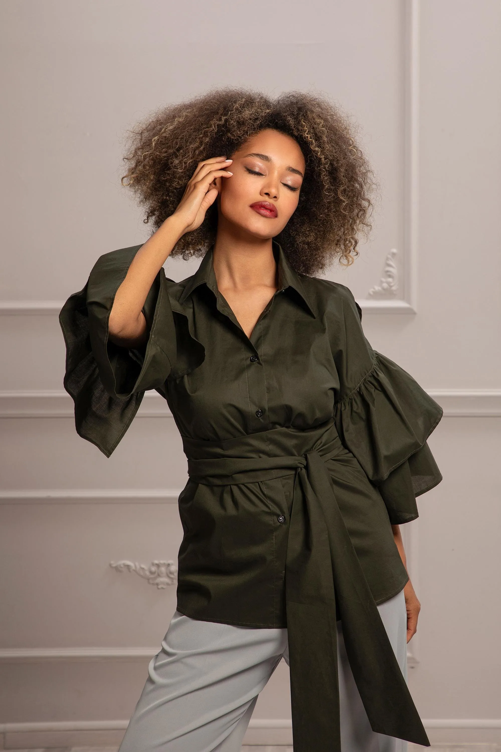 RUFFLED SLEEVES BLOUSE