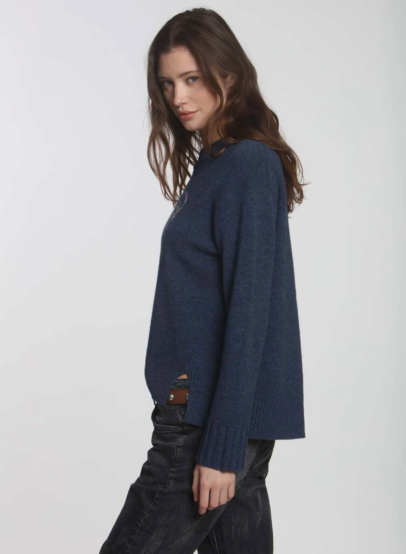 Scroll Heart - Navy/grey